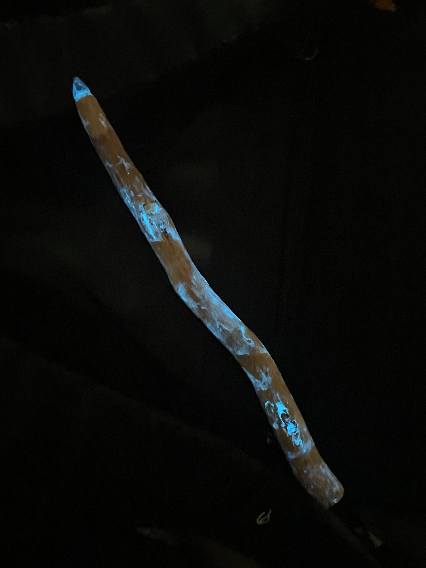 Blue kyanite wand